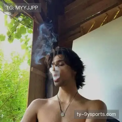 韦芝